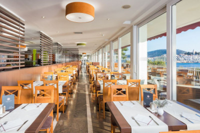 Запрошуємо помічника кухаря до роботи в ресторані готелю м. Прімоштен Croatia