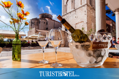 Pomoćni kuhar for Zaton Holiday Resort,Zadar,Croatia,HR