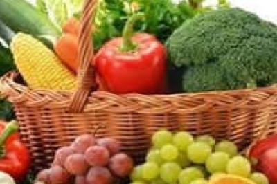 Prodavača / prodavačicu na štandu jagoda u Zagrebu, Ksaver tražim