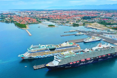 Хорватія м. Задар. На круїзний лайнер потрібні помічники кухаря