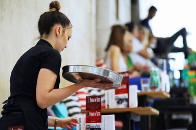 Sezonski posao u Hrvatsko primorije - Trogir, Opatija, Šibenik, Drvenik, Plitvička jezera, Makarska, Krk- Hrvatska