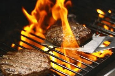 U mestu Novi Vinodolski, u restoranu potrebni radnici - Roštilj majstor, Konobar, Pomoćni u kuhinji, HR, Croatia